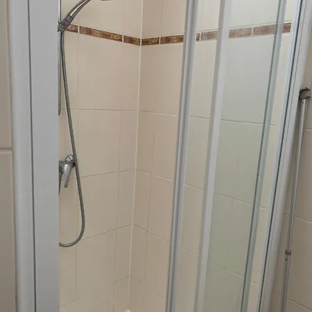 D'hote Chez Kahi Homestay